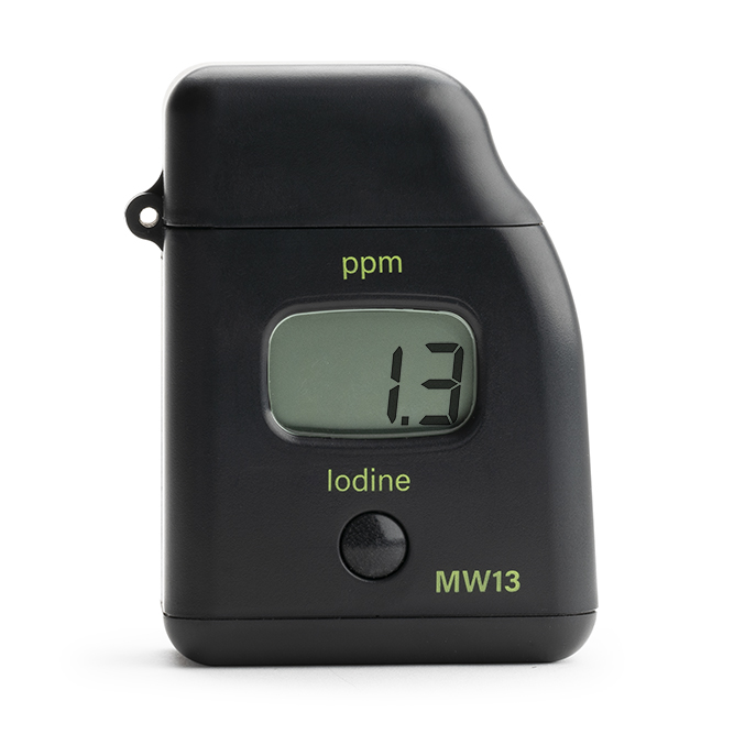 Milwaukee MW13 Digitaler Jodtester Frontansicht, großes Display sichtbar, handliches Gehäuse, benutzerfreundlich, genaue Iodmessung in Echtzeit