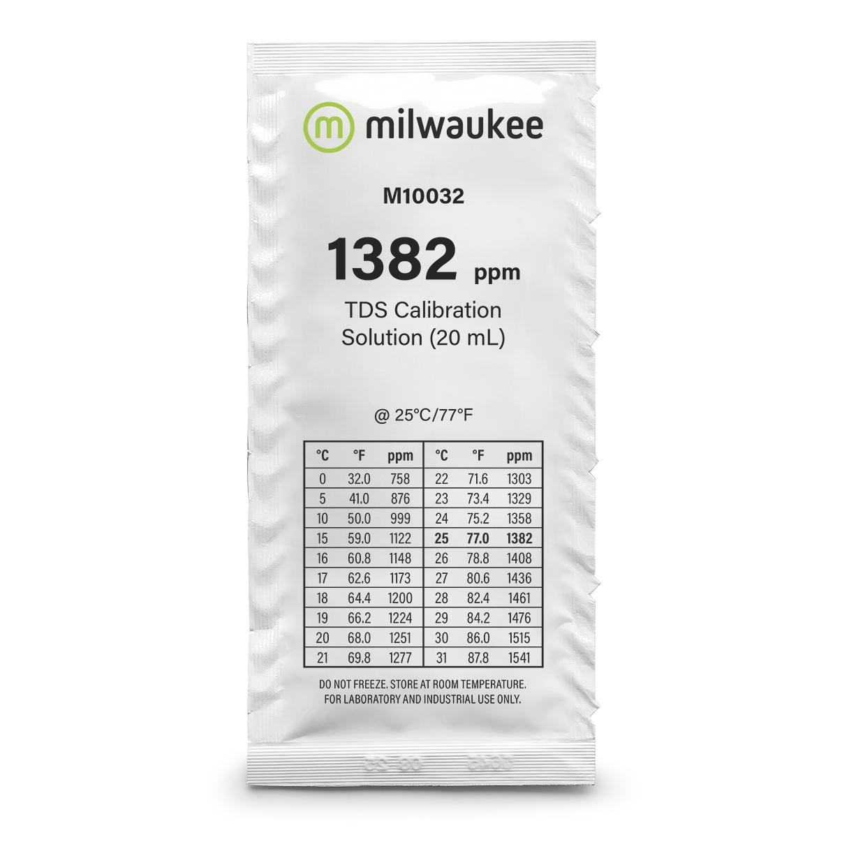 Milwaukee M10032B TDS Kalibrierlösung Beutel Vorderseite, 25 Beutel á 20 ml, Kalibrierlösung 1382 ppm für TDS-Messung, praktische Einzelportionen für genaue Kalibrierung