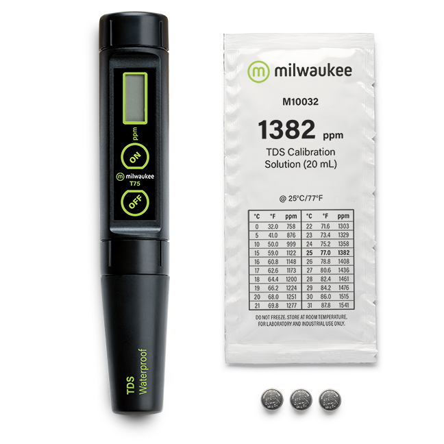 Milwaukee T75 waterproof low range Total Dissolved Solids Pen (TDS) with automatic temperature compensation (ATC) and replaceable probe Milwaukee T75 mit Kalibrierlösung, wasserfester TDS Tester, Set für genaue Messungen