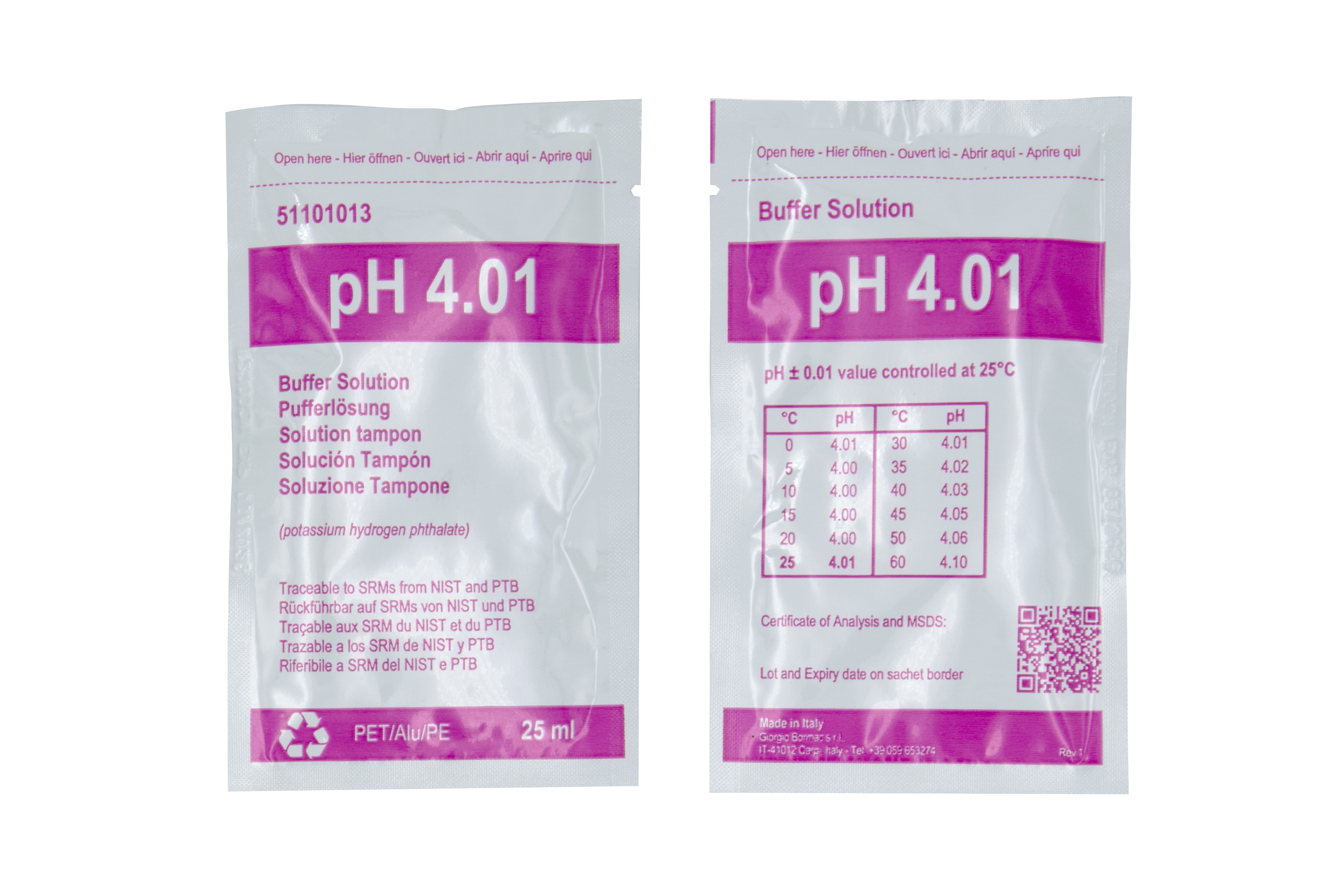XS BASIC pH 4.01 Pufferlösungspackung, einzelne Beutel sichtbar, rote Verpackung, Labor-Kalibrierlösung mit Zertifikat