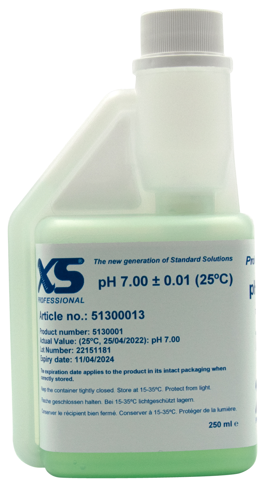 XS Professional pH 7.00 (±0.01pH @25°C) - 250ml pH buffer solution with DAkkS certificate pH 7.00 250ml Pufferlösung in grün, vordere Ansicht
