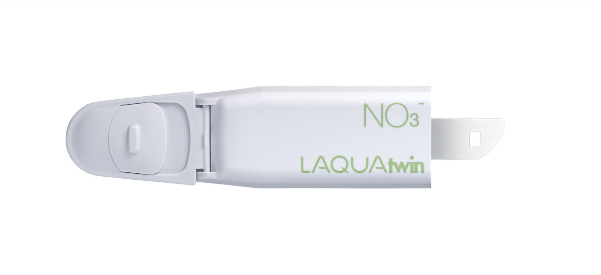 Horiba LAQUAtwin S040 Nitrate Ion Replacement Sensor for NO3-11 tester LAQUAtwin S040 Sensor für NO3-11, klare Darstellung der Sensorfläche und Anschlusszunge