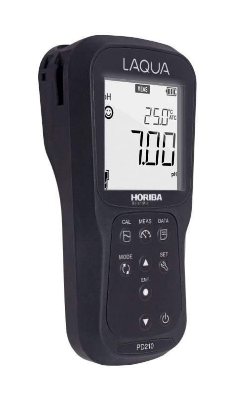 Horiba LAQUA PD220, pH/ORP/dissolved oxygen/temp. hand-held meter without electrode Horiba LAQUA PD220 Handmessgerät mit pH-Wert Anzeige, Frontansicht mit LCD