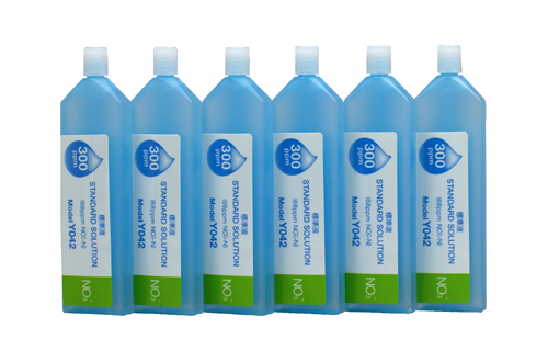 Horiba 300ppm Nitrat Standardlösung, 6 Flaschen in Reihe, zuverlässige Kalibrierung für Wasserqualität